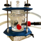 Aufgebaute Permeationszelle mit Magnetrührer